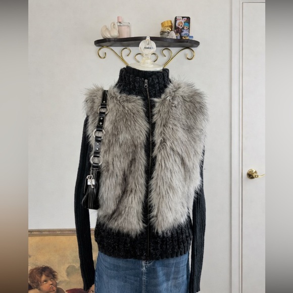 American Vintage Other - Fur Vest